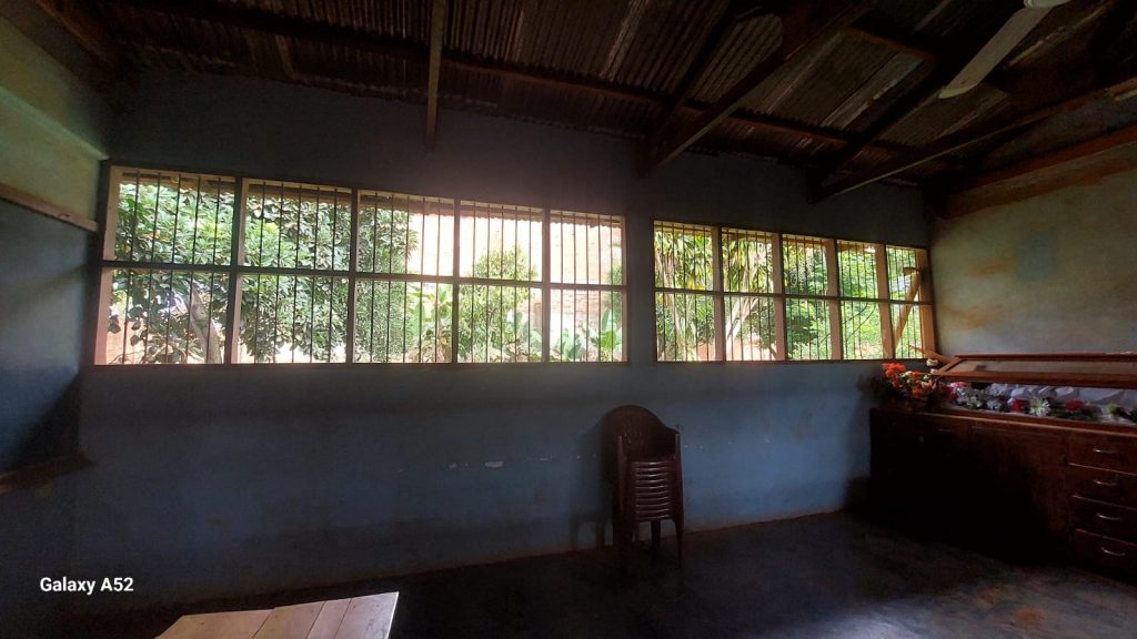aula-centro-pastorale-cristo-rey-002